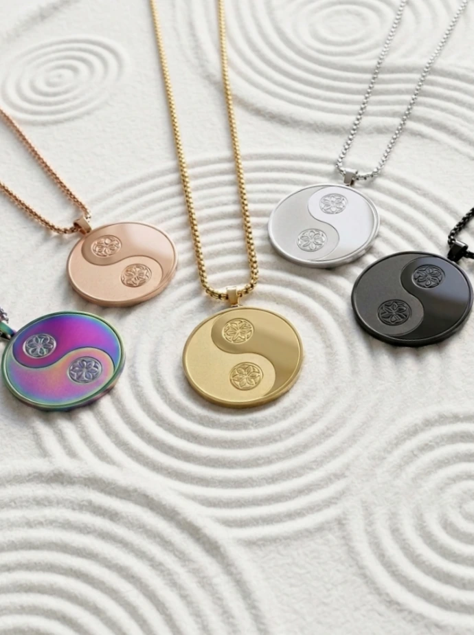 [FG-CHA-013] Pendentif Yin Yang en vibranium (Doré, Ø 2,5 cm)